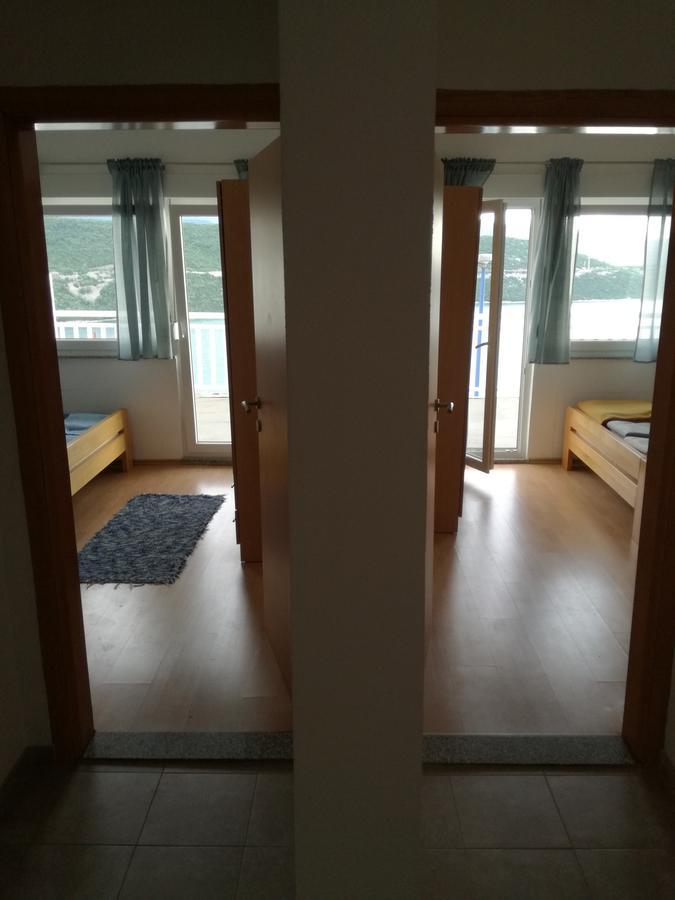 Apartment And Rooms Barbaric Неум Екстериор снимка
